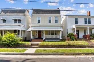 Building Photo - 1313 N 35th St