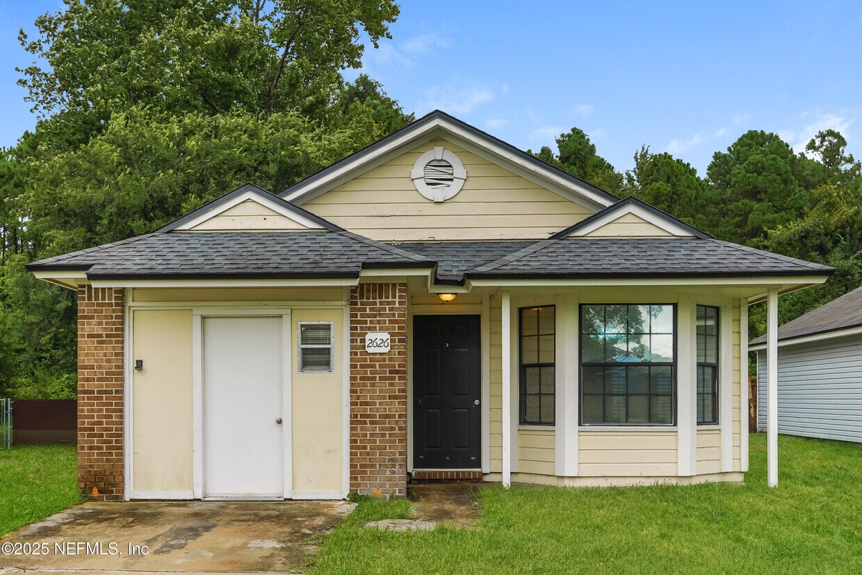 Primary Photo - 2626 Malibu Cir