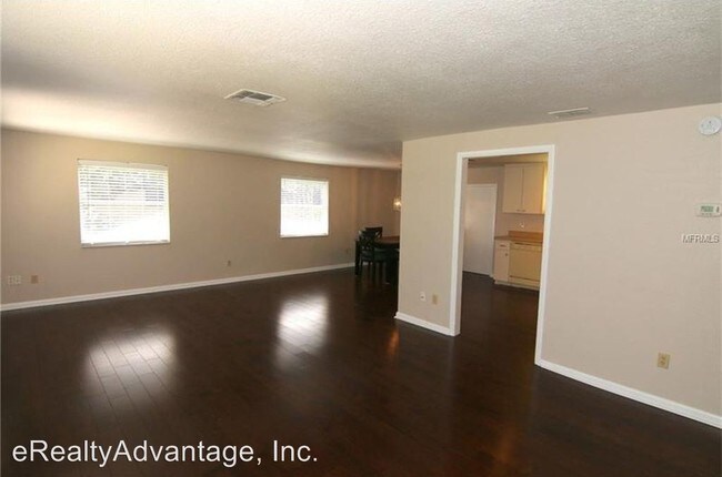 Building Photo - 2 br, 1 bath House - 5118 MALLETT DR