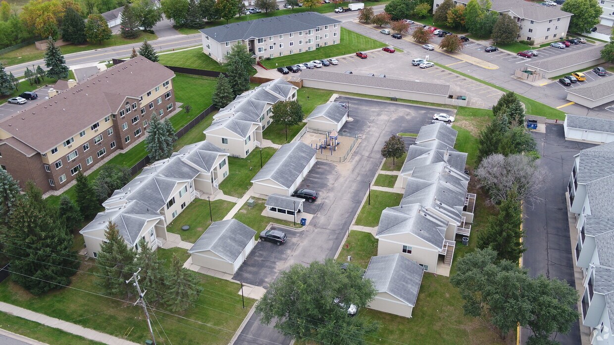 Aerial Photo - 2021 Quarry Rd