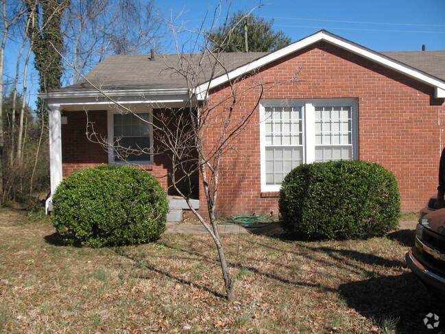 Building Photo - 236 Cherokee Rd