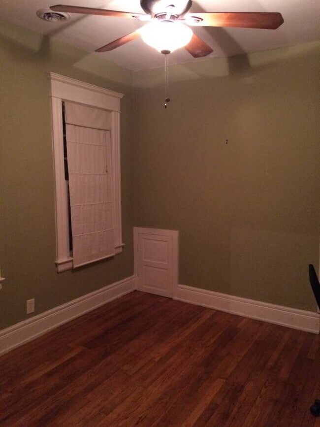 Foto del edificio - 1542 Amherst St