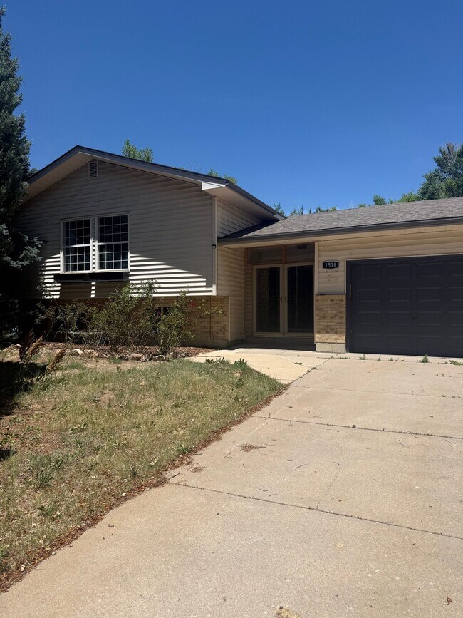 Foto del edificio - 1510 Terra Vista Ln