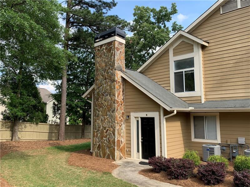 Foto principal - 2665 Windy Hill Place SE