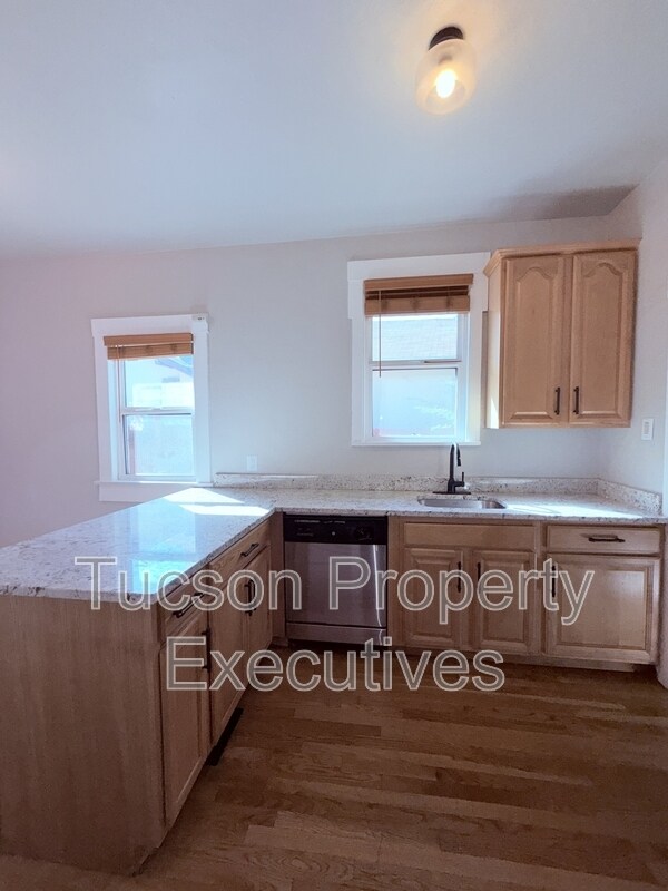 Foto del edificio - 1245 N 1st Ave