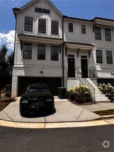 Building Photo - 5871 Westin Rd