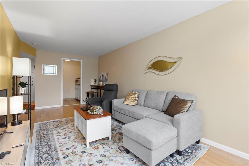 12900 Lake Ave Unit 214, Lakewood, OH 44107 Condo for Rent in