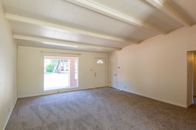 Building Photo - Plenty of Space Inside and Out!