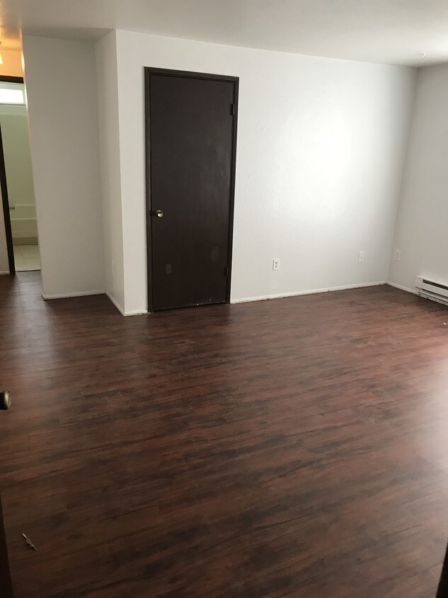 habitación - 528 24th Ave S
