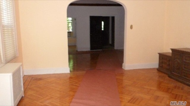 Building Photo - 214-24-214-45 45th Rd