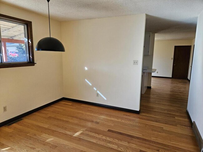 Foto del edificio - 2425 Emery St