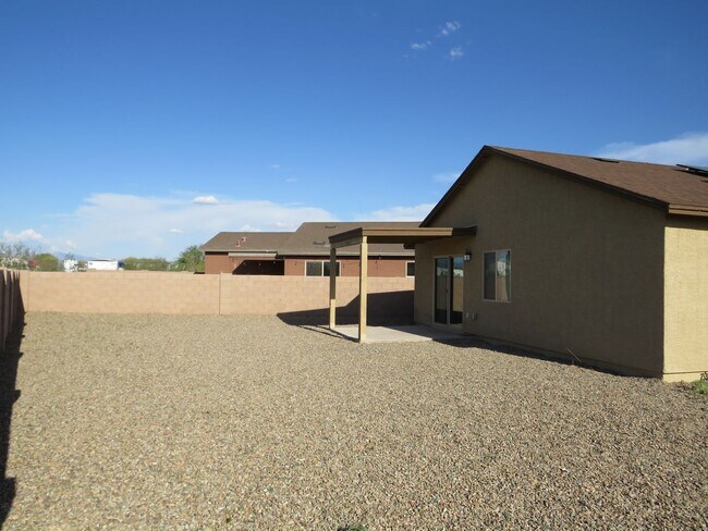 Foto del edificio - Two Bedroom home with Solar