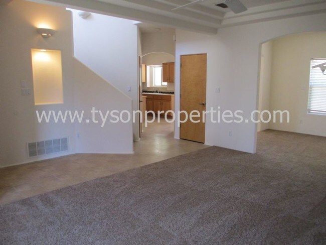 Foto del edificio - 4401 Campo de Maiz Rd NW