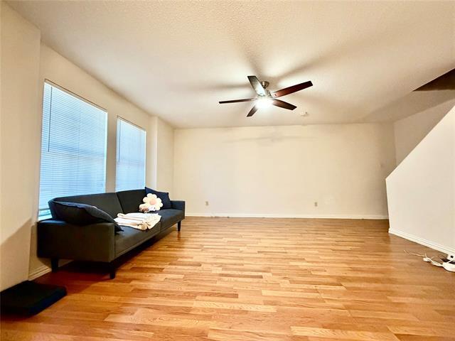 Foto del edificio - 1720 Circle Creek Dr