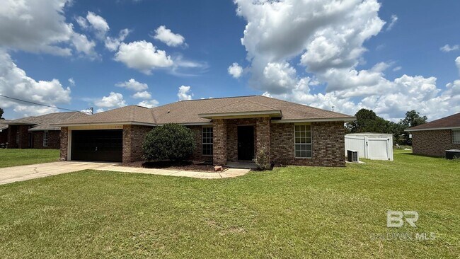 Building Photo - 33701 Rosalia Ave