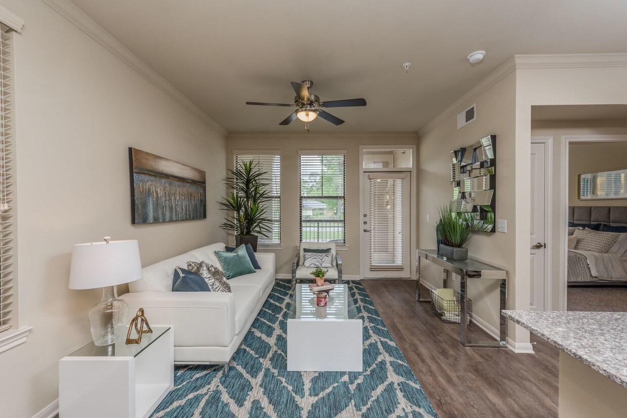 Heights West 11th Apartments Houston, TX