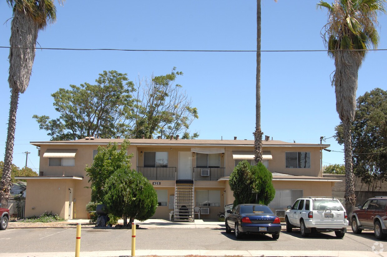 425 S Third Ave, Oakdale, CA 95361 Apartments in Oakdale, CA