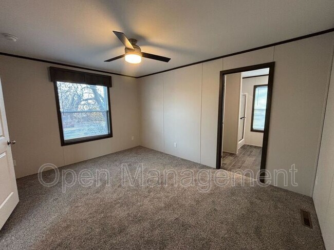 Foto del edificio - 4005 4005 19th St NE