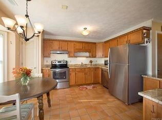 Foto del edificio - 1520 Jenkins Neck Rd
