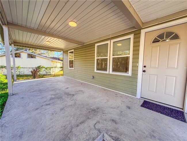 Building Photo - 1051 Lubel Ave