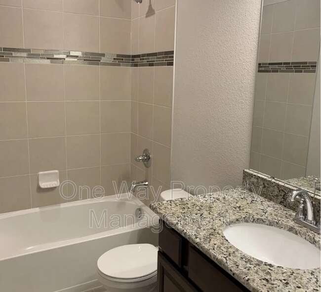 Building Photo - 1692 Grand Ave