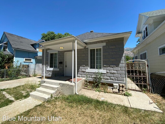 Building Photo - 2 br, 1 bath House - 2936 Porter Ave