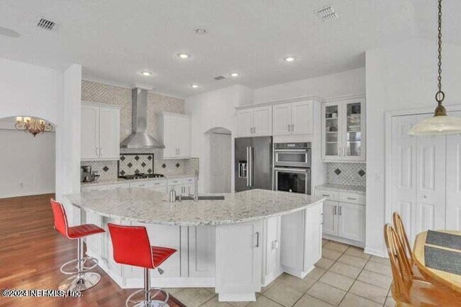 Building Photo - 7670 Crosstree Ln