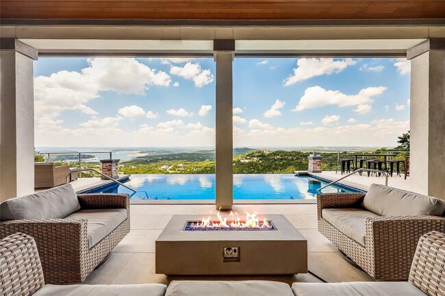 Foto del edificio - 18208 Ranchland Hills Blvd