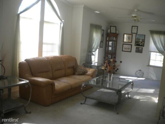 Building Photo - 3 br, 2 bath House - 320 Ridgeview drive