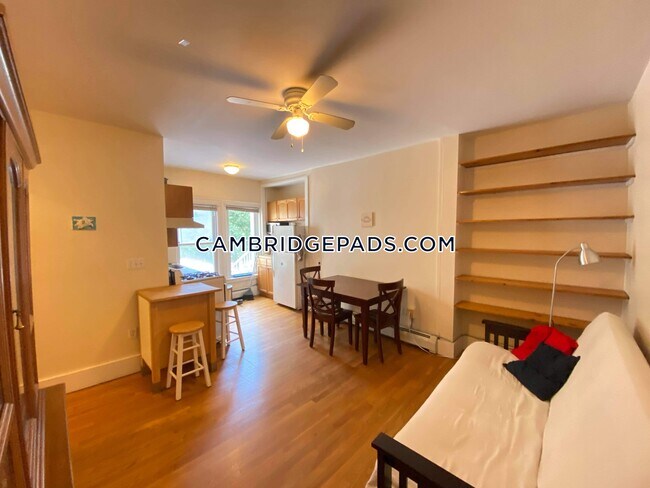 Foto del edificio - 28 Cogswell Ave