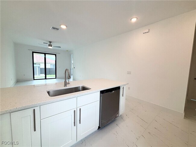 Building Photo - 4518 29th St SW