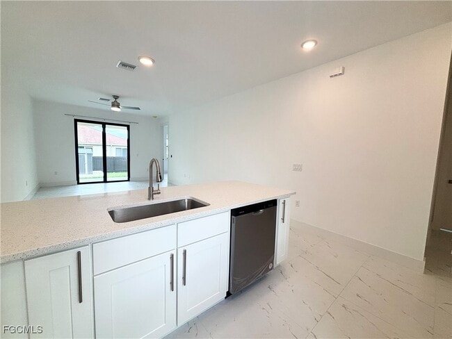 Foto del edificio - 4518 29th St SW