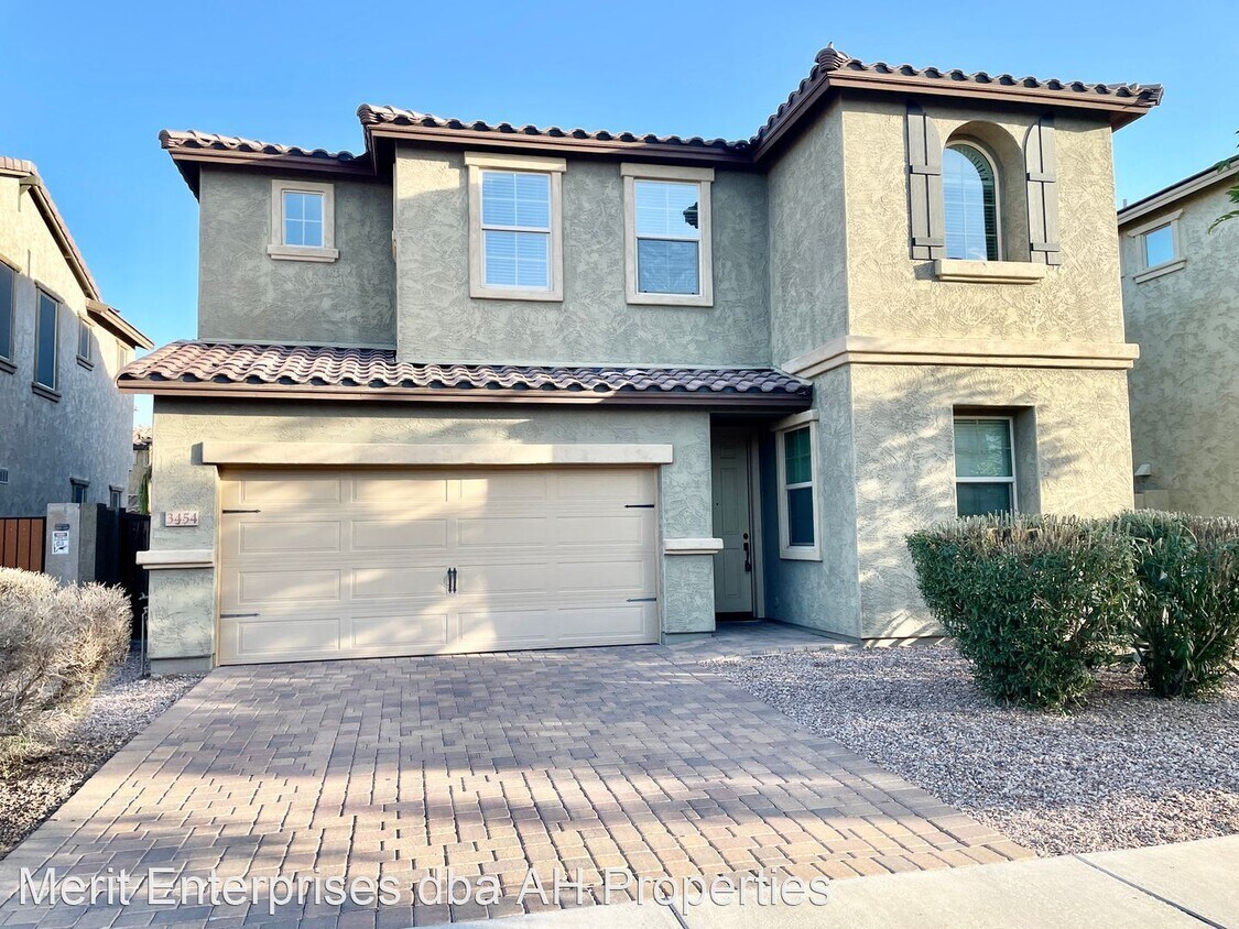 Primary Photo - 3 br, 3 bath House - 3454 E AZALEA DR