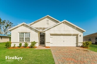 Building Photo - 933 SE 26th Terrace