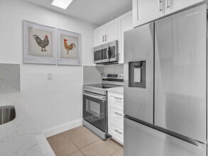 Building Photo - 8911 NW 28th Dr