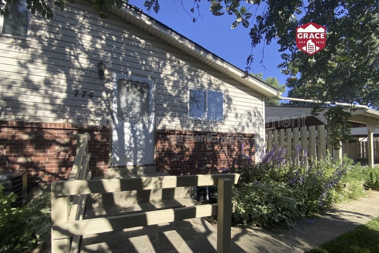 Photo - 774 W Cleveland Cir