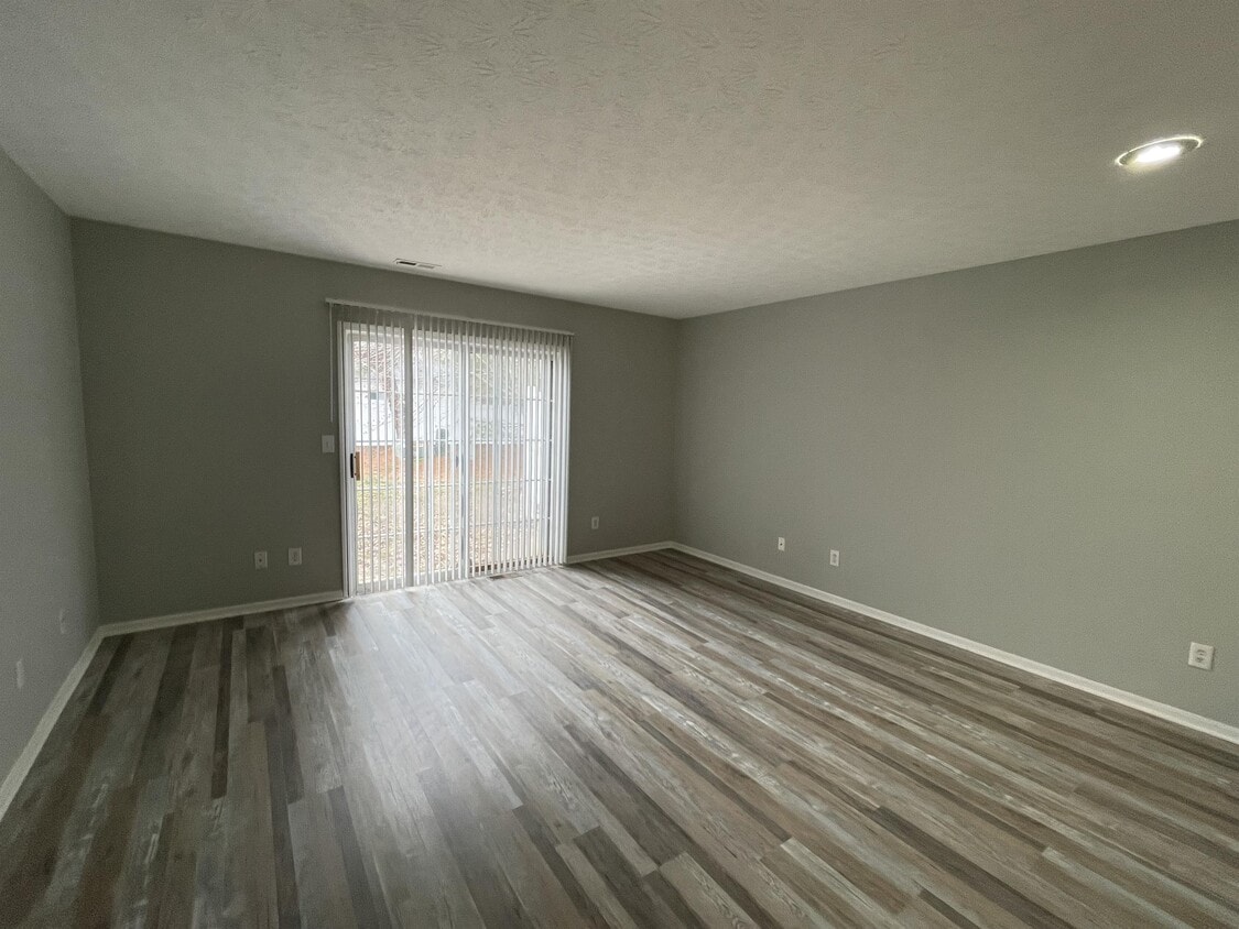 6755 Axtel Dr, Canal Winchester, OH 43110 Townhome Rentals in Canal