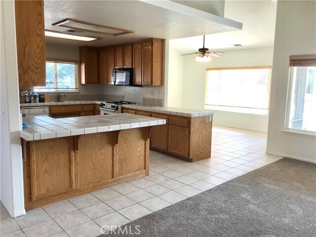 Foto del edificio - 15595 Erie Rd