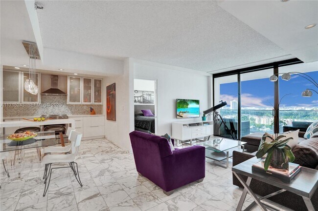 Foto del edificio - 19707 Turnberry Way