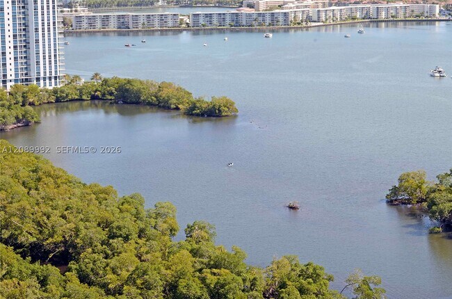 Building Photo - 16385 Biscayne Blvd