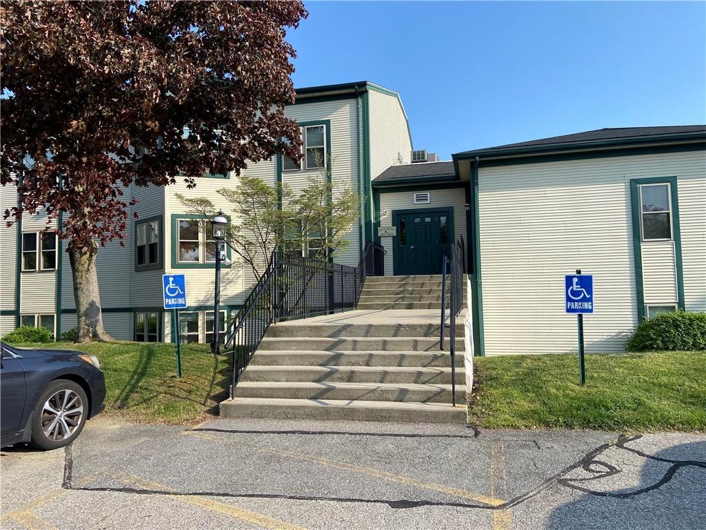 3524 W Shore Rd Unit 807, Warwick, RI 02886 Condo for Rent in Warwick