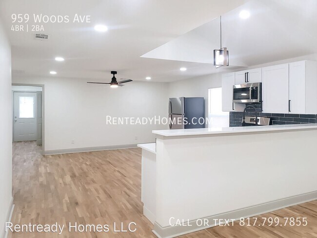 Building Photo - 4 br, 2 bath House - 959 Woods Ave