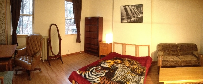 Photo - 120 India St Apartment