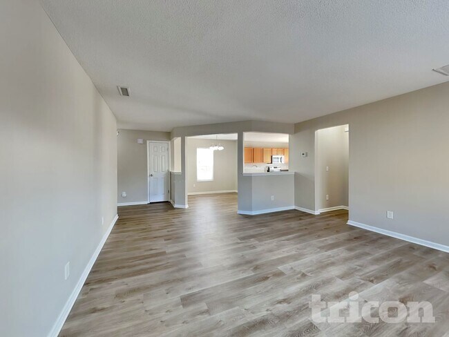 Foto del edificio - 4505 Arcaro Dr