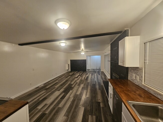 Building Photo - 37252 Jefferson Ave