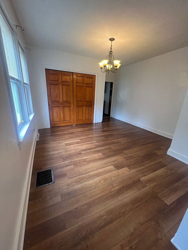 Foto del edificio - Spacious 2 bedroom in the heart of Ingram