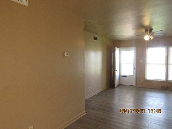 Foto del edificio - 3802 NW Dearborn Ave