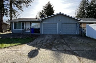 Building Photo - 520 Depot St