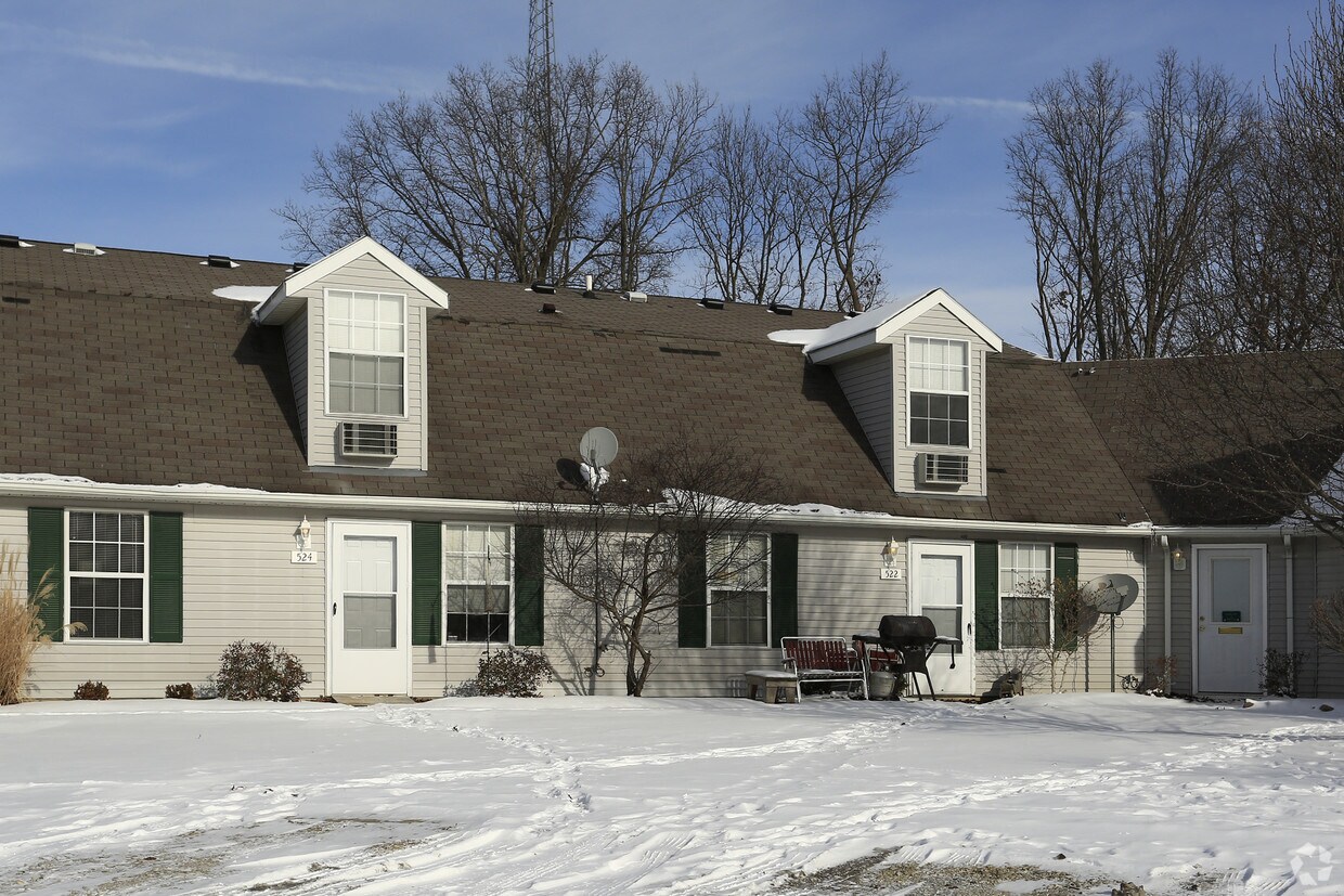501538 Quail Creek Dr, Willard, OH 44890 Apartments Willard, OH