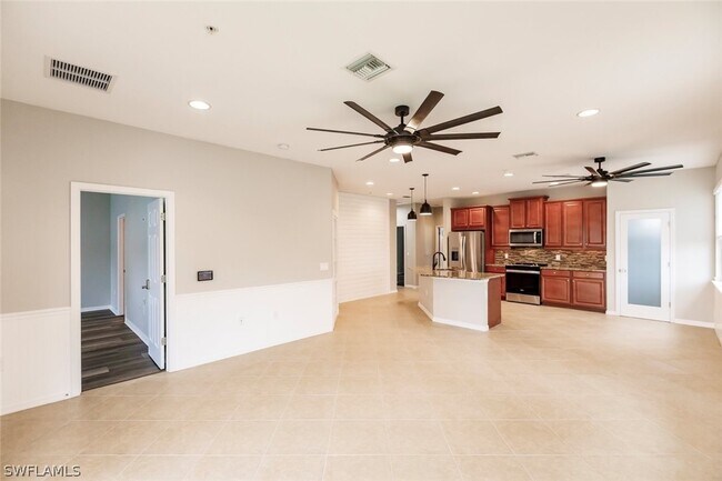 Foto del edificio - 18280 Creekside Preserve Loop